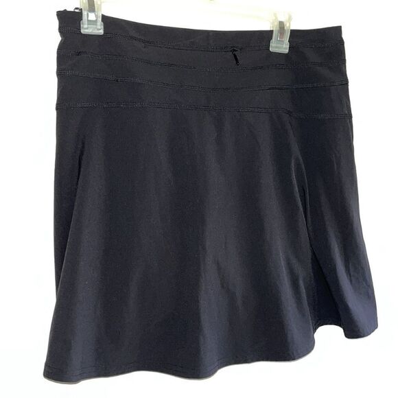 EXCELLENT CONDITION WOMEN’S SIZE 10 ATHLETA ALL DAY BLACK POLYESTER SKORT - Picture 2 of 10